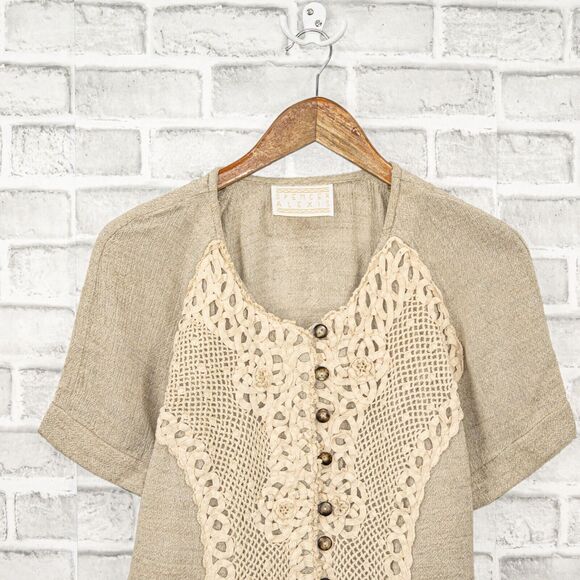 Spencer Alexis Women's Short Sleeve Crochet front Blouse in natural beige 8 - Picture 6 of 7